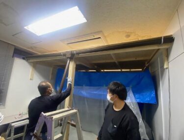 サーバー室小屋組み工事